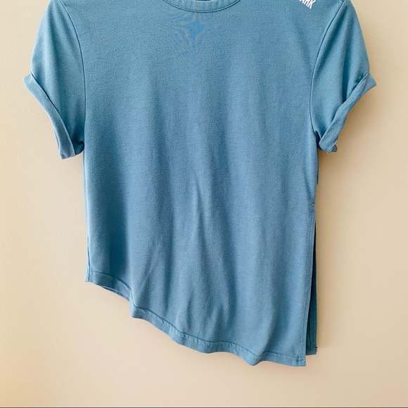 Gymshark Essential Tee Blue Sz XS - Picture 3 of 10